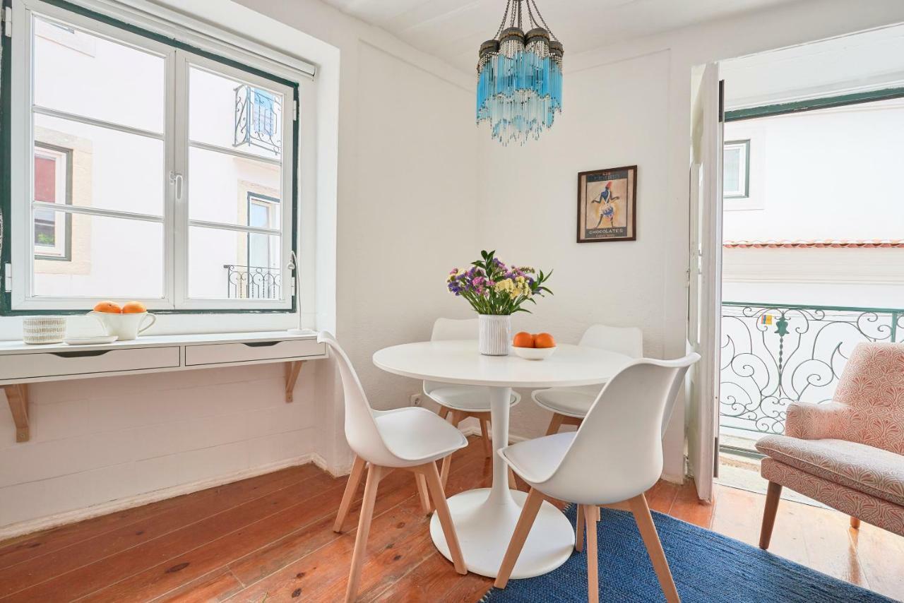 Apartment Alfama Light-filled Apartment, By Timecooler Lissabon